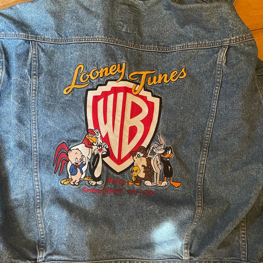 VINTAGE WB LOONEY TUNES DENIM JACKET